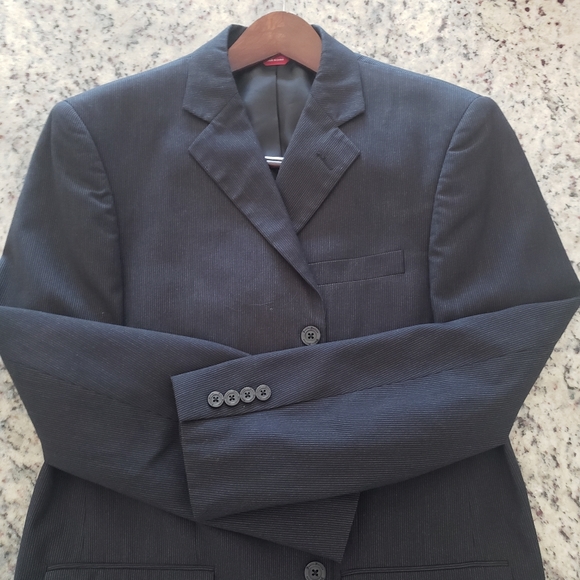 Public Notices - Picture 1 of 8